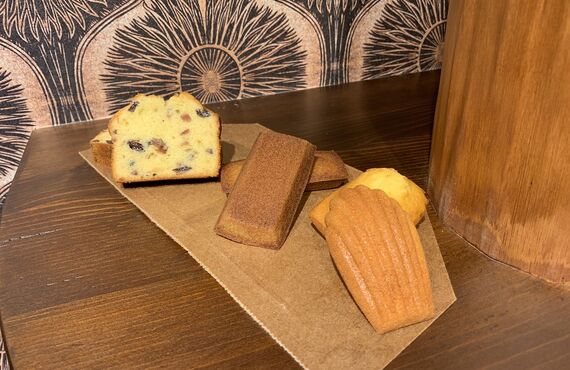 横浜にあるマドレーヌが美味しいケーキ屋として親しまれております